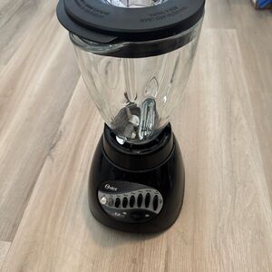 Oster Black and Silver Blender